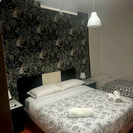 Casa Felice A Piazza Zama Guest house 4*