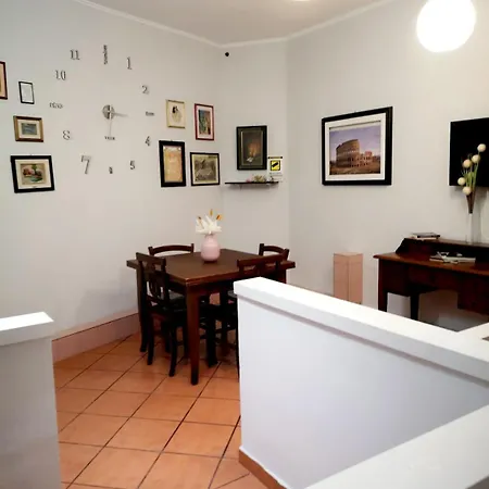 Casa Felice A Piazza Zama Maison d'hôtes 4*